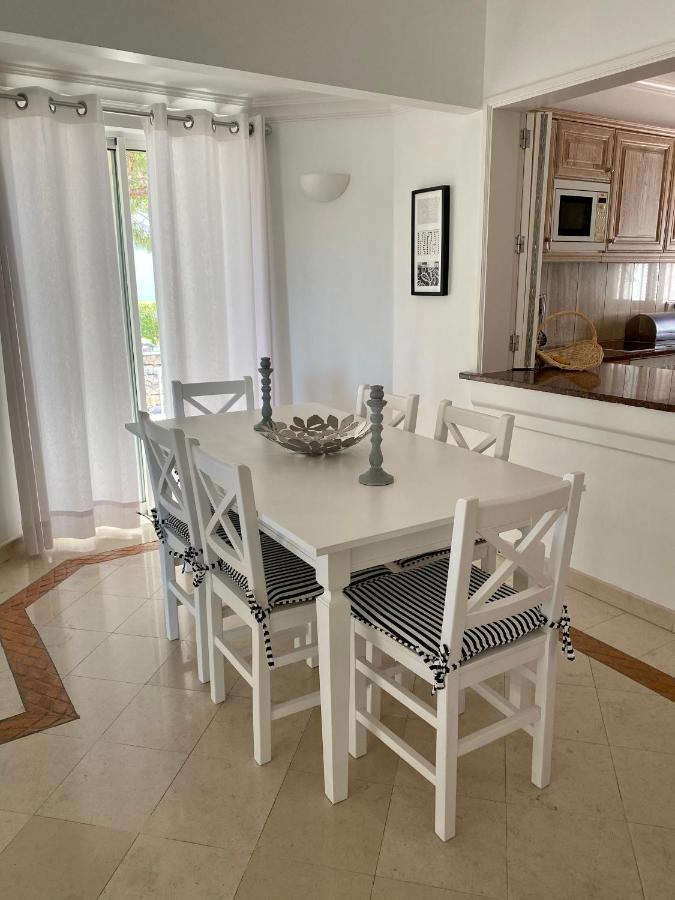 Beautiful Apartment For Rent In Quinta Do Lago With Excellent Resort Facilities Close To Lake And Beach. Exterior photo